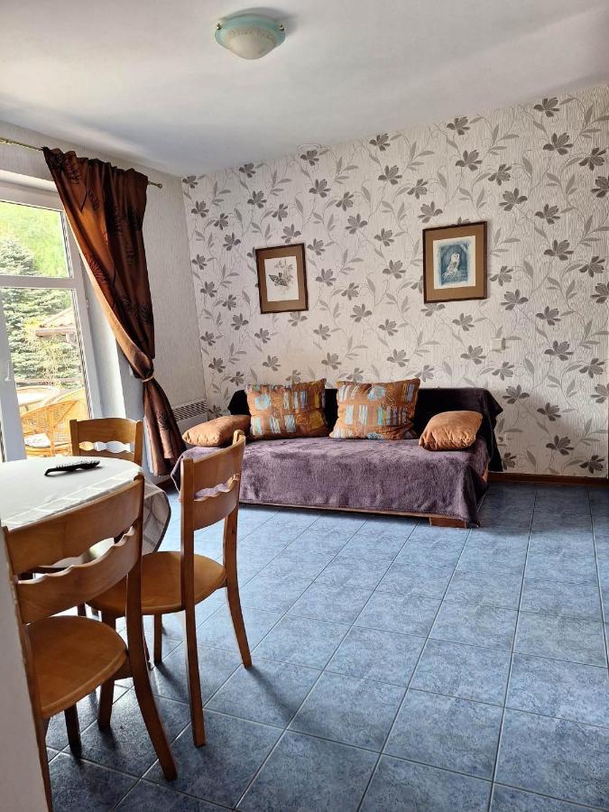 Apartamenty Dom Nad Jeziorem Gleboczek Exterior photo