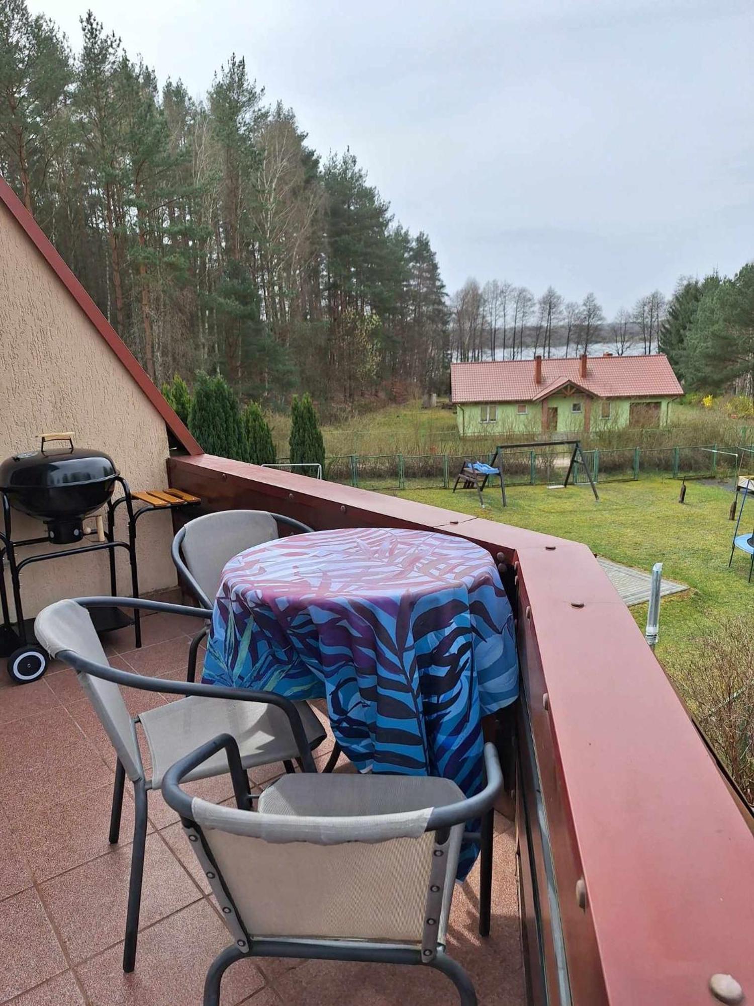 Apartamenty Dom Nad Jeziorem Gleboczek Exterior photo